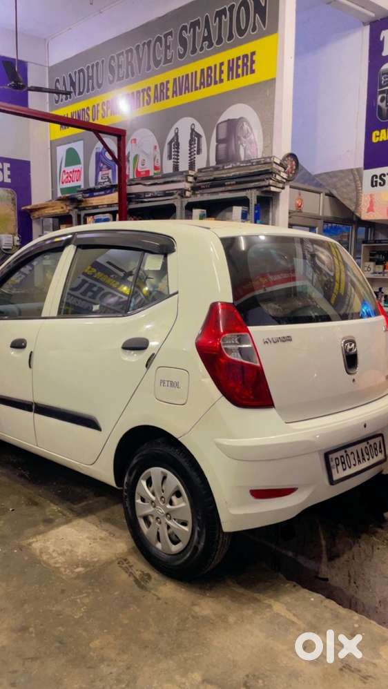 Hyundai I10 Sportz 2012 Petrol Manual