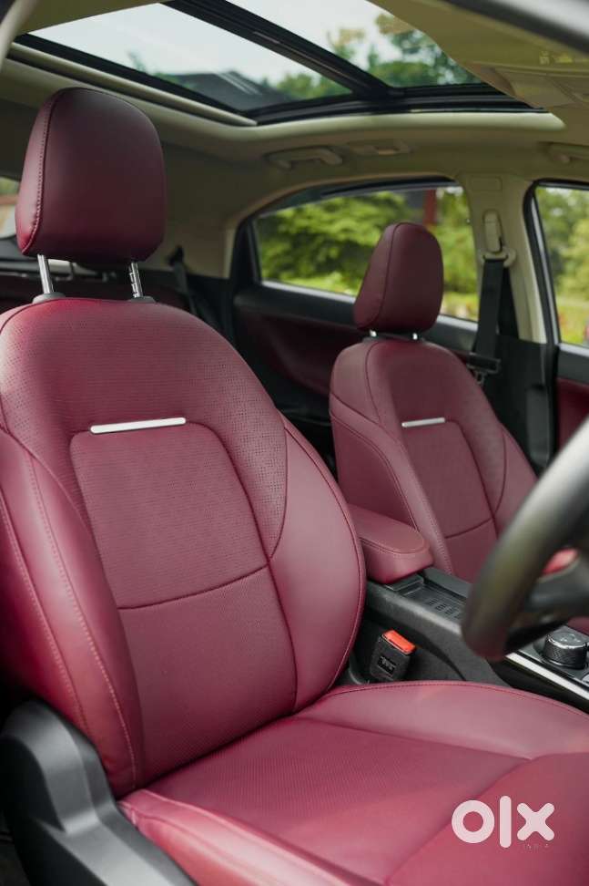 Tata Curvv Accomplished Plus A 1.2 Hyperion Gdi Petrol 6mt, 2025, Pe..