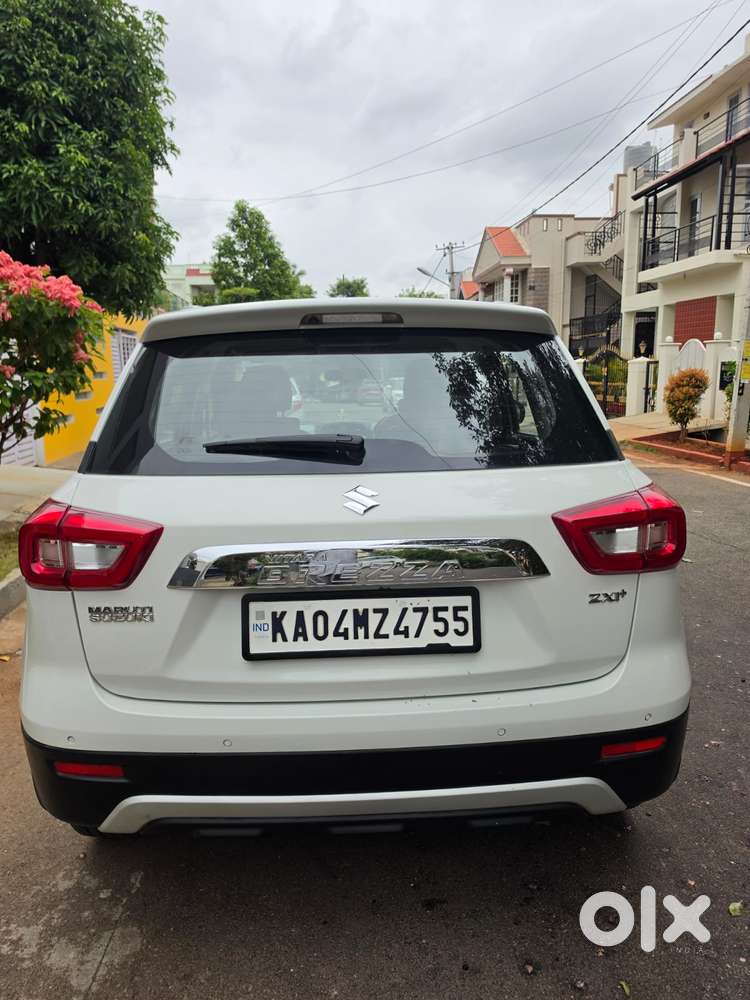 Maruti Suzuki Brezza 1.5 Zxi Smart Hybrid, 2021, Petrol
