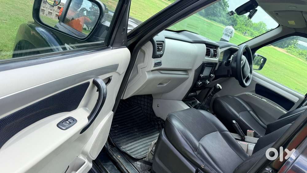 Mahindra Scorpio 2015 Diesel Well Maintained