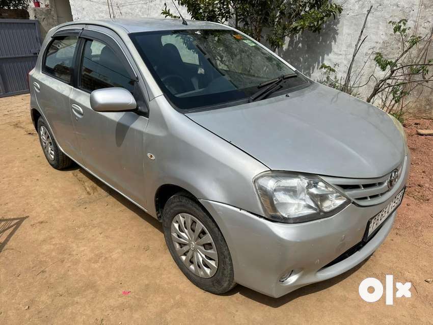 Toyota Etios Liva 2012 Diesel Well Maintained - Cars - 1765534768