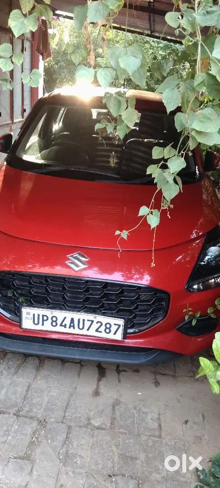 Maruti Suzuki Swift 2025 Petrol 2400 Km Driven