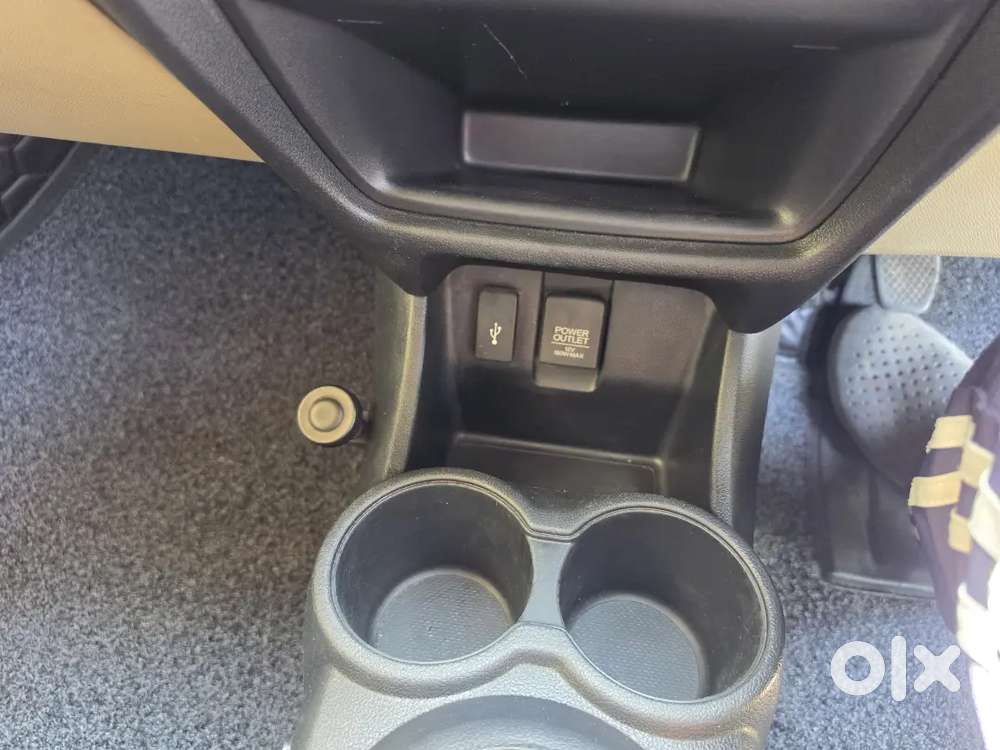 Honda Amaze 2016 Petrol Well Maintained