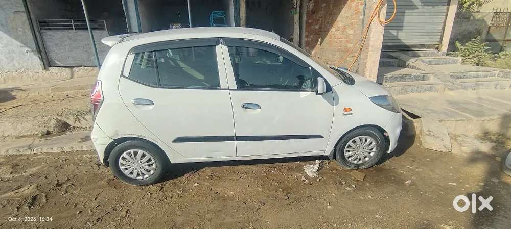 Hyundai I10 Sportz Petrol 2014