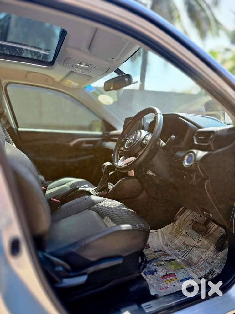 Maruti Suzuki Grand Vitara 1.5 Alpha Plus Dual Tone Intelligent Hybr..