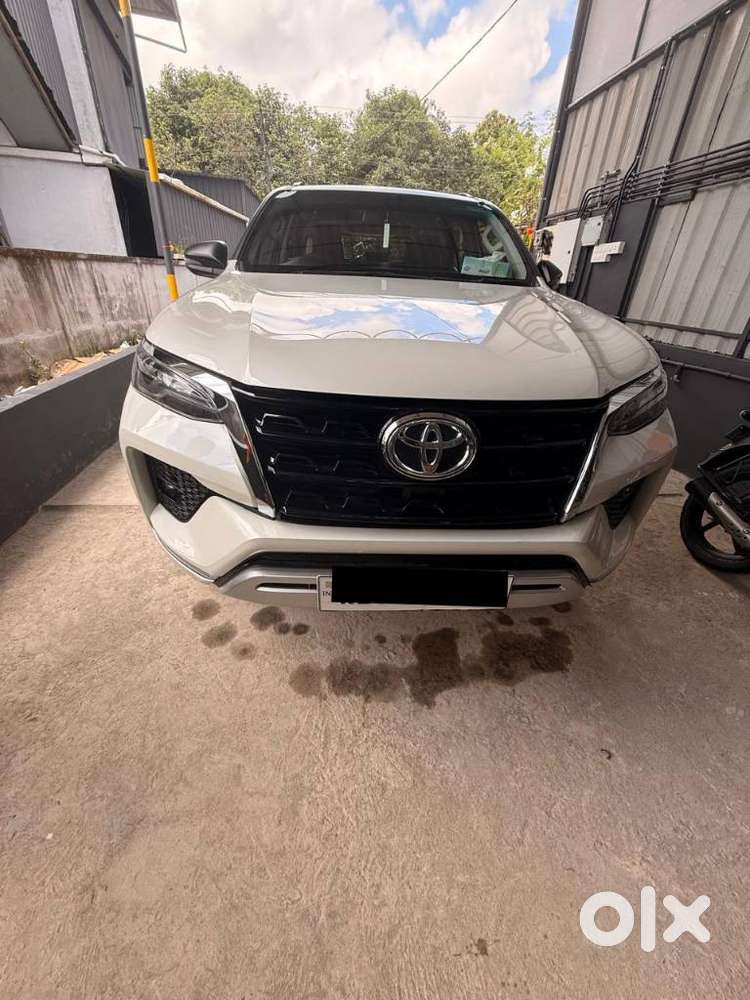Toyota Fortuner 4x2 At, 2022, Diesel