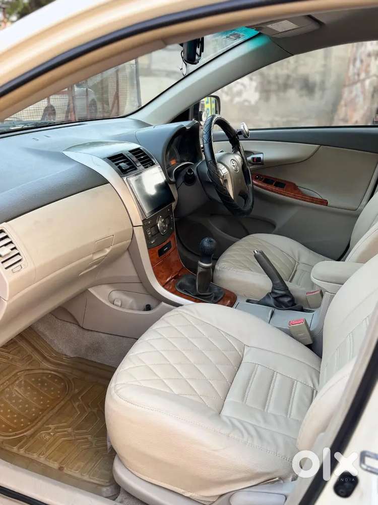 Toyota Corolla Altis 2009 Petrol 90000 Km Driven