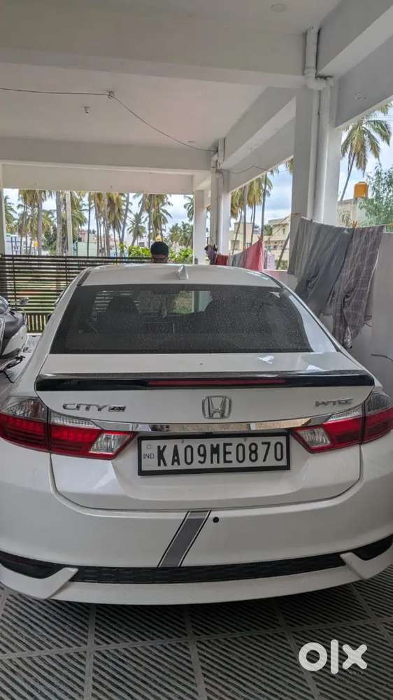 Honda City 1.5 Zx Petrol 2018, Fully Showroom Maintenance And History