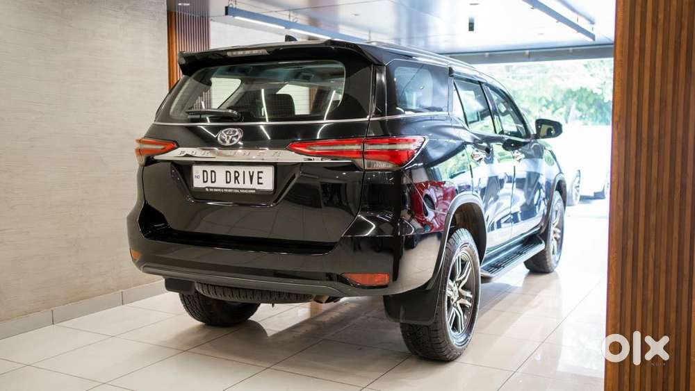 Toyota Fortuner 4x2 Mt 2.7 Petrol, 2024, Petrol