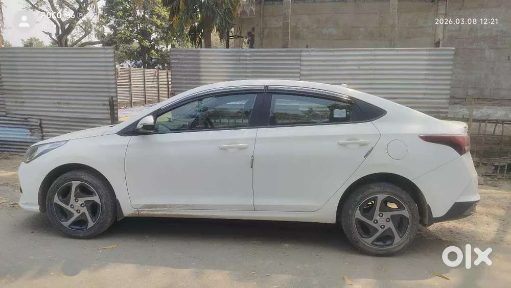 Hyundai Verna 2023 Petrol 30500 Km Driven
