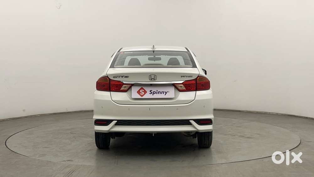 Honda City 1.5 V 4th Gen I-vtec Mt, 2022, Petrol