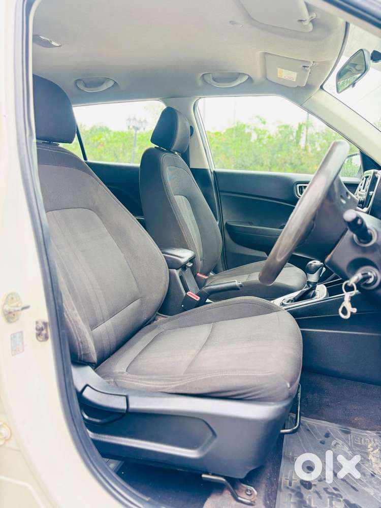 Hyundai Venue S Turbo, 2019, Petrol