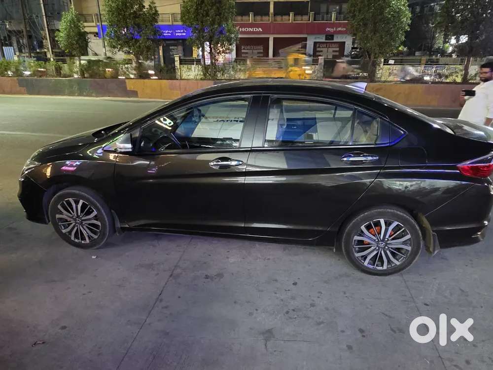 Honda City Zx 2017 Cvt And Suzuki Gixxer Sf 150 In Showroom Condition