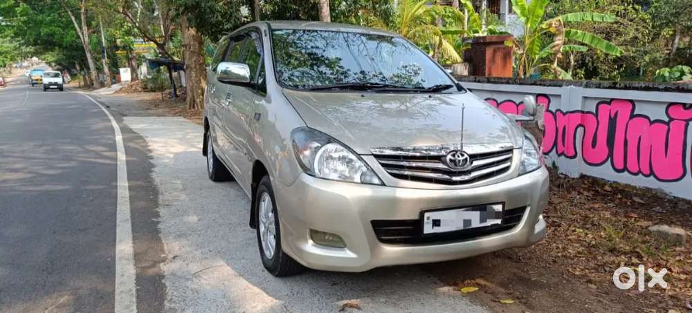 Toyota Innova 2011 Diesel Well Maintained