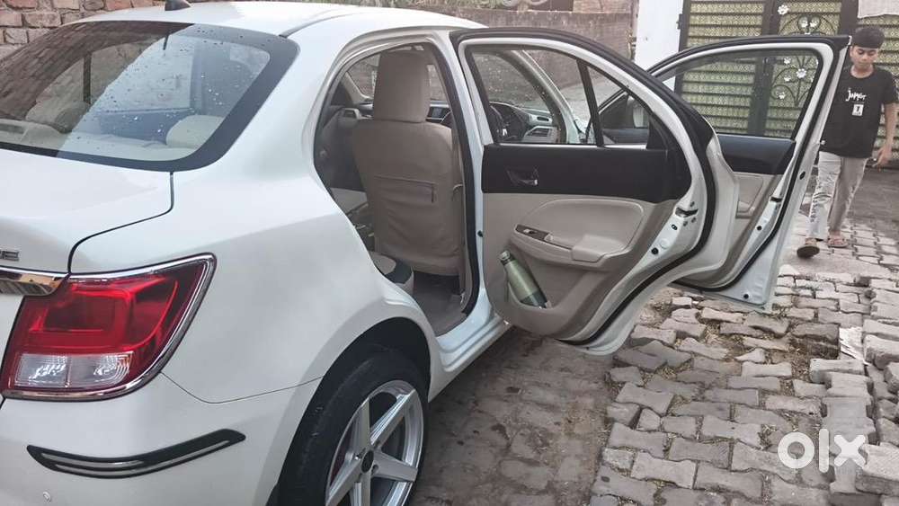 Maruti Suzuki Swift Dzire 2017 Petrol Good Condition