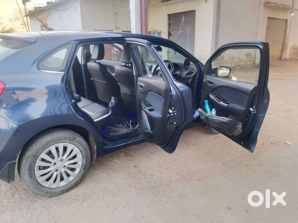 Single Owner Showroom Track... Excellent Condition Genuine Vehicle