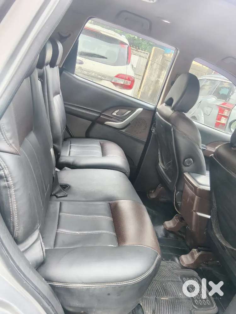 Mahindra Xuv500 Diesel 2012 Urgent Sale