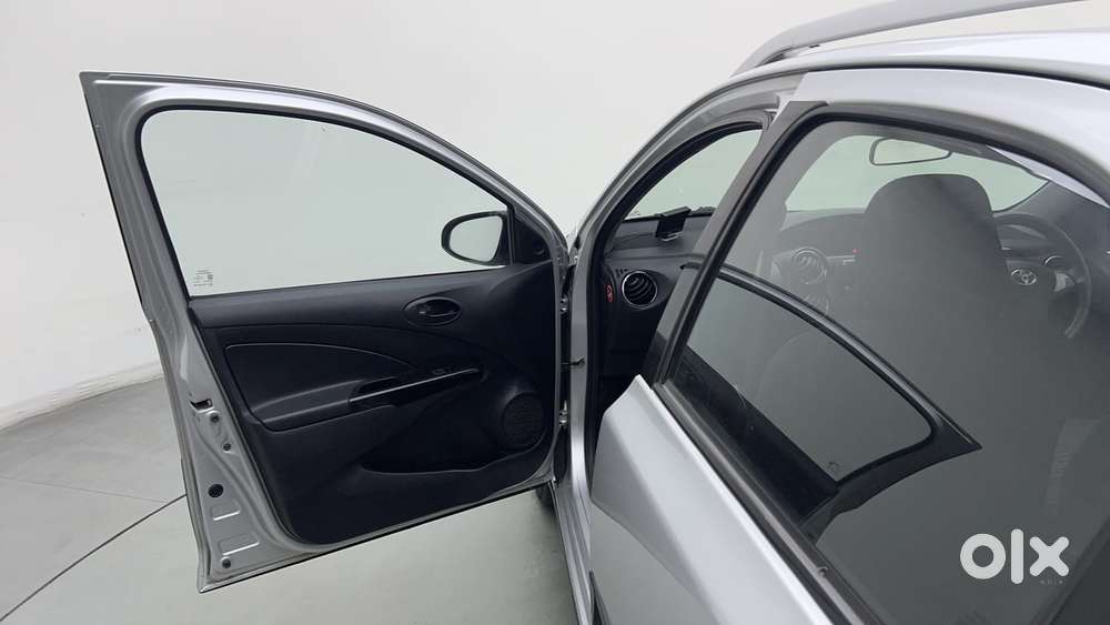 Toyota Etios Cross 1.2l G, 2016, Petrol