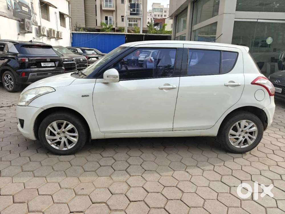 Maruti Suzuki Swift Zdi Plus, 2013, Diesel