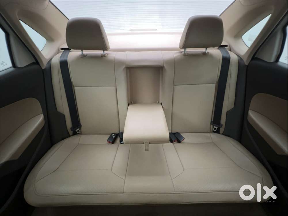 Volkswagen Vento 2010-2013 Petrol Highline At, 2020, Petrol