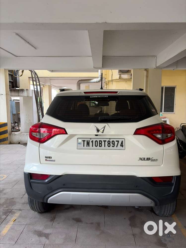 Mahindra Xuv300 2023 Diesel Automatic Year
