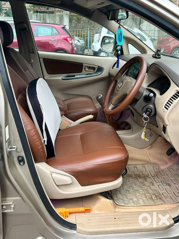 Toyota Innova 2.5 Gx 7 Seater Bs Iv, 2007, Diesel