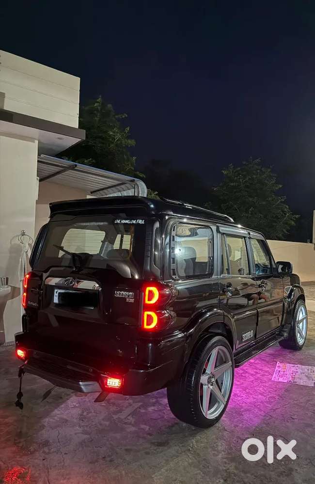Scorpio S11 Top Model