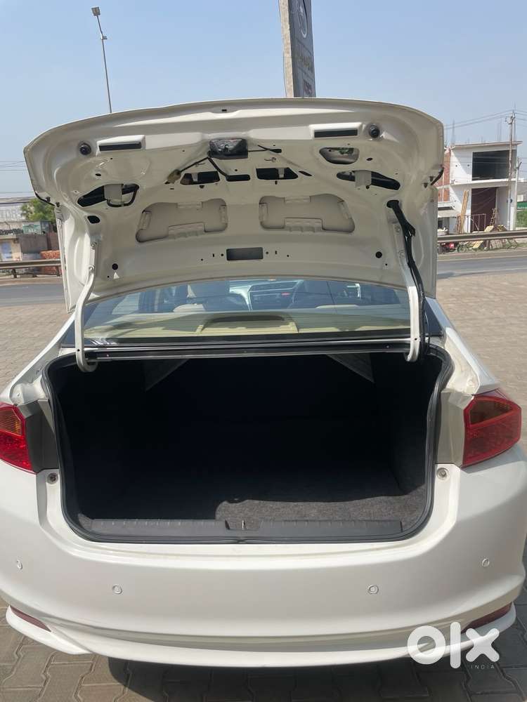 Honda City Sv Mt Edge Edition, 2014, Petrol