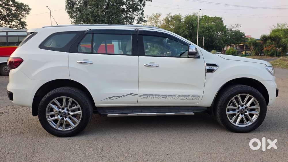 Ford Endeavour 3.2 Titanium At 4x4, 2017, Diesel