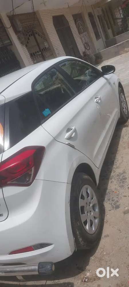Koi Samsya Nhi Hai Badiya Gaadi Hai