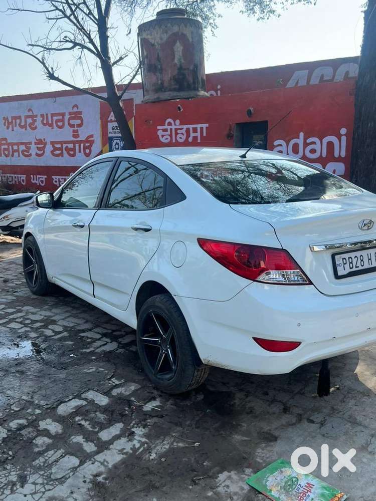 Hyundai Verna 2011 Diesel 115000 Km Driven