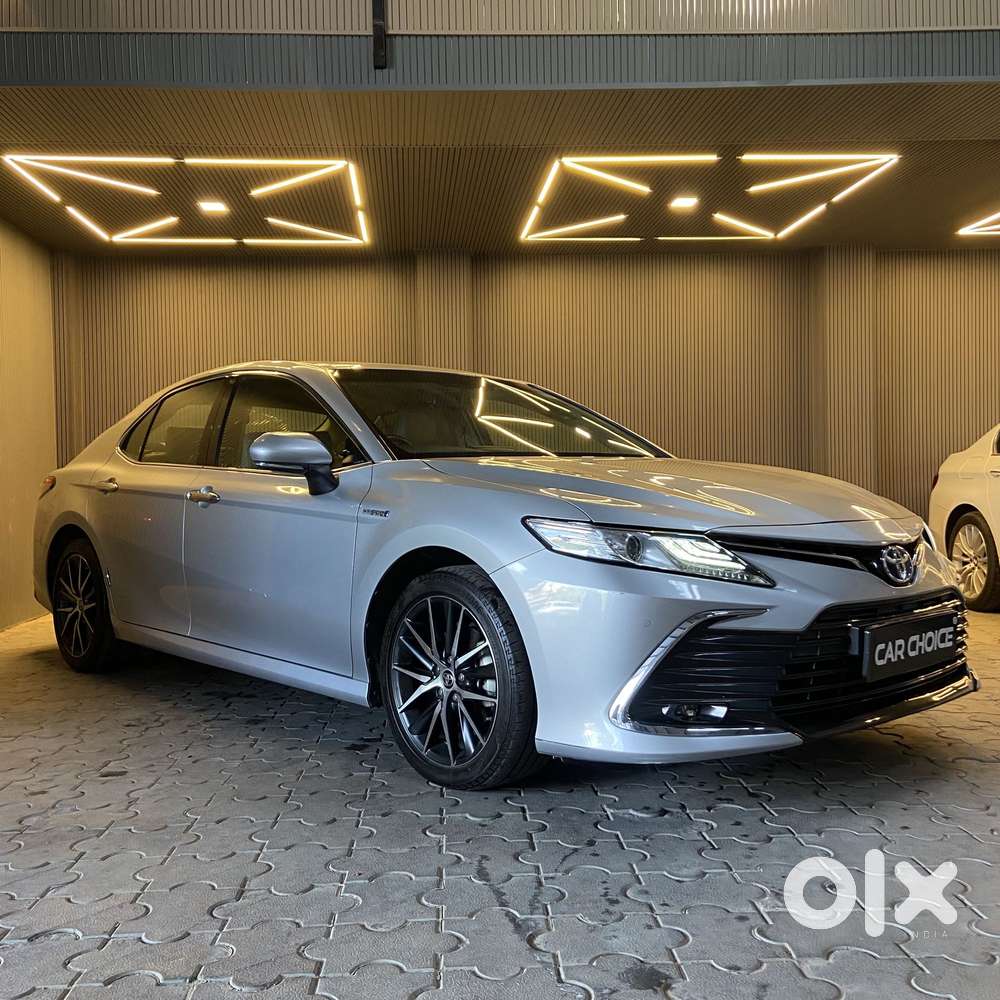 Toyota Camry Hybrid, 2024, Cng & Hybrids