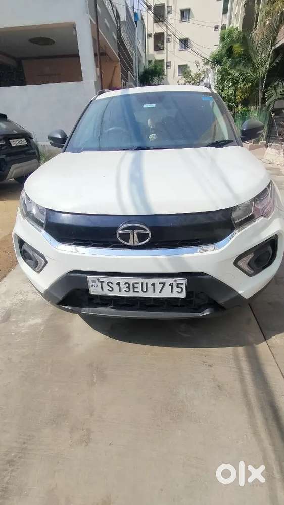 Tata Nexon Petrol