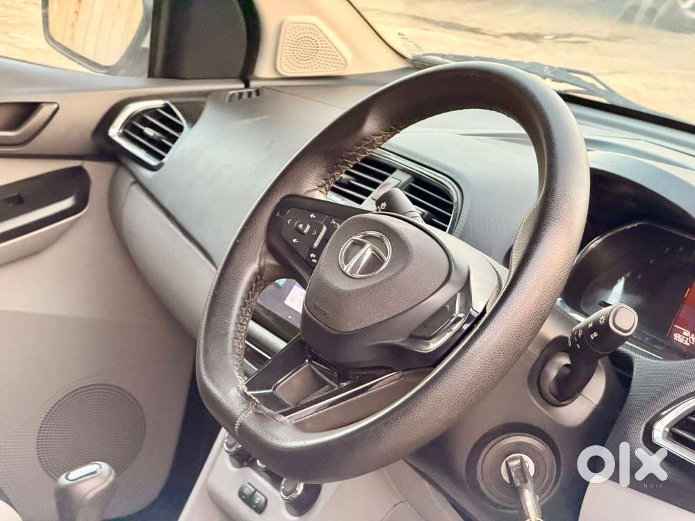 Tata Tiago, 2021, Petrol