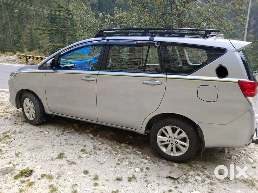 Toyota Innova Crysta 2023