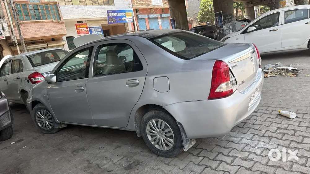 Toyota Etios 1.5 G 2011