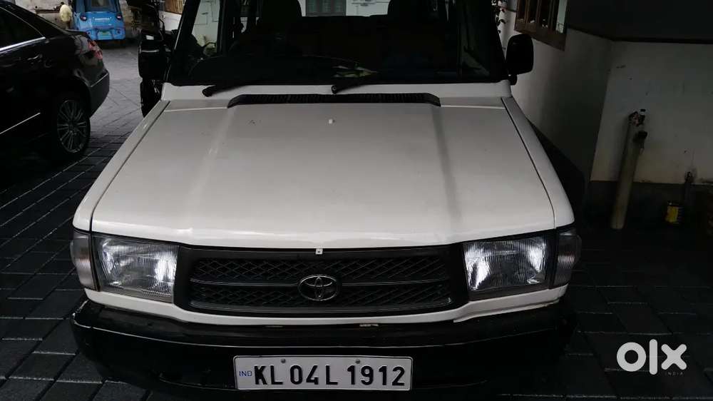 Toyota Qualis Diesel 2003