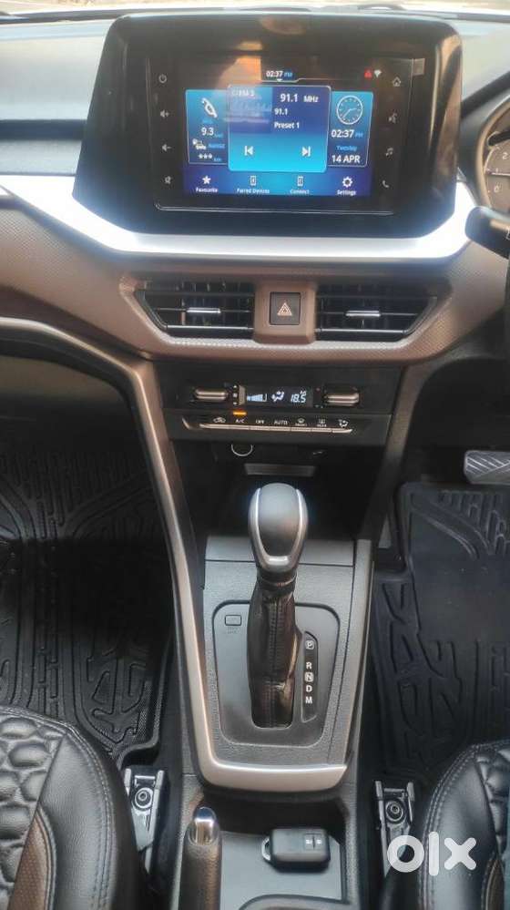 Maruti Suzuki Brezza 1.5 Zxi At Smart Hybrid, 2024, Petrol