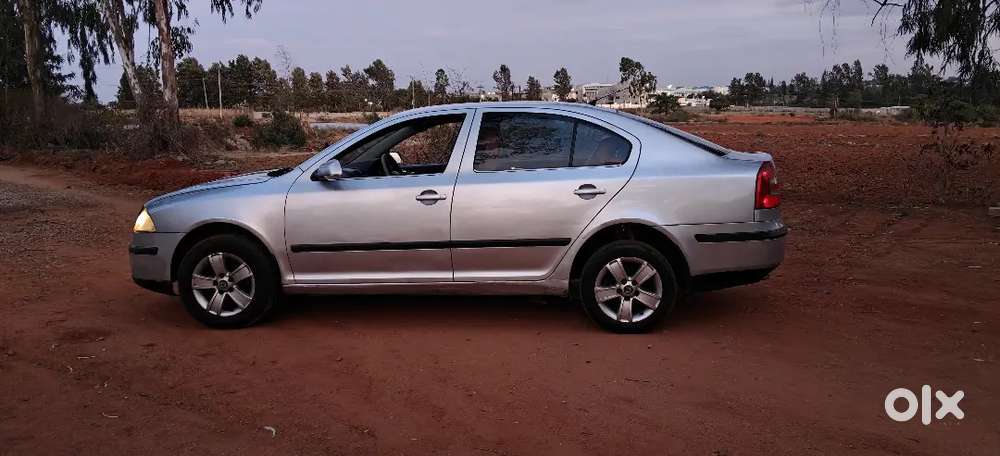 Skoda Laura 1.9 Ambiente 2008