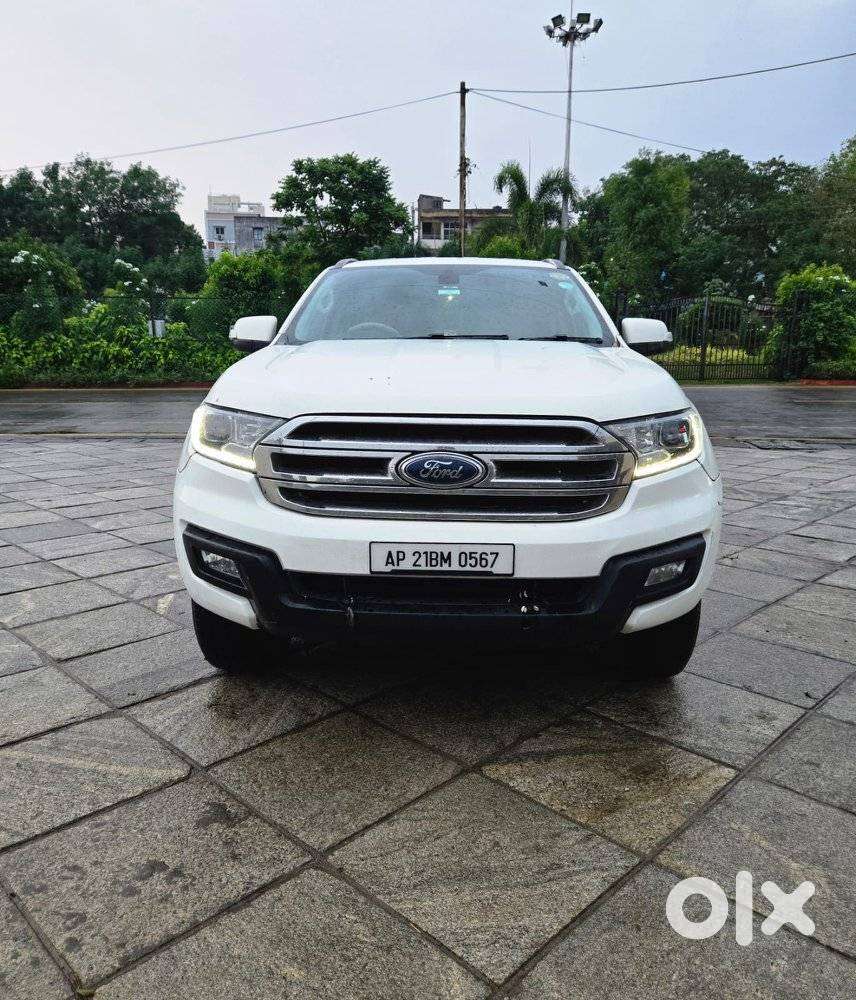 Ford Endeavour 3.2 Trend At 4x4, 2016, Diesel