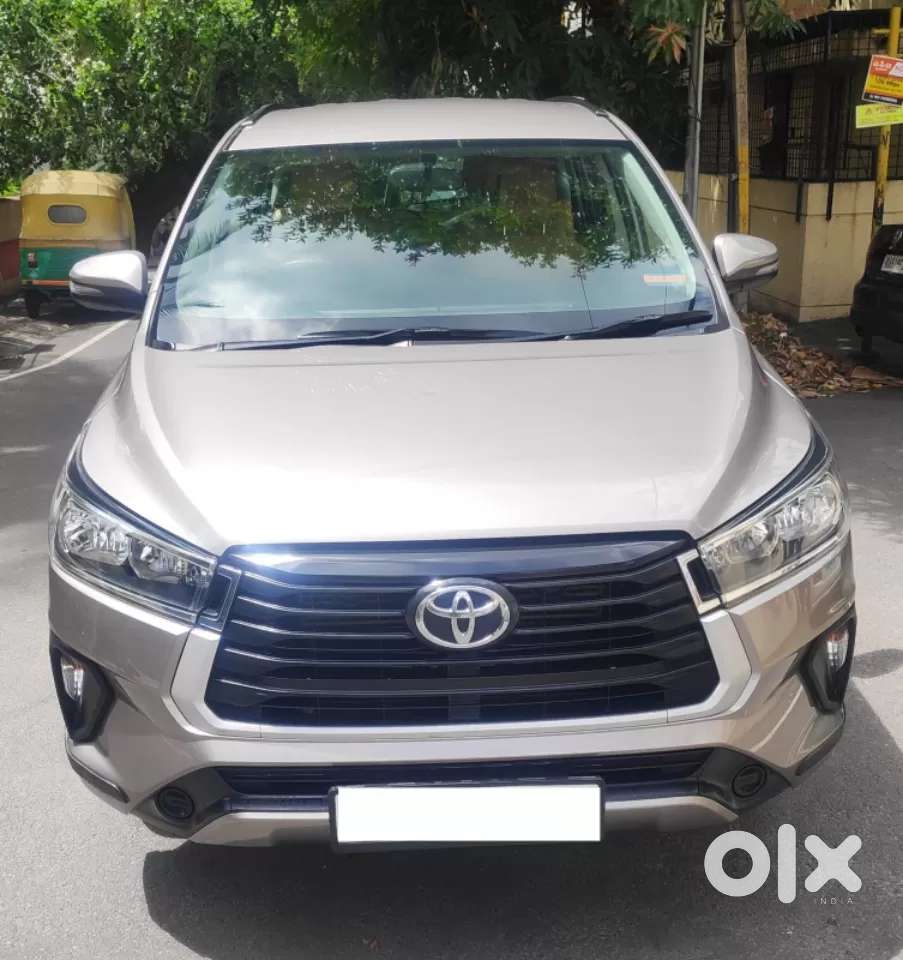Toyota Innova Crysta 2.4 G Mt 7 Str, 2022, Diesel