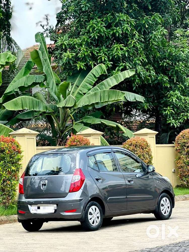 Hyundai I10 Sportz, 2012, Petrol