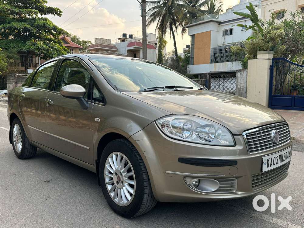 Fiat Linea 2007-2013 Emotion Pack, 2010, Petrol