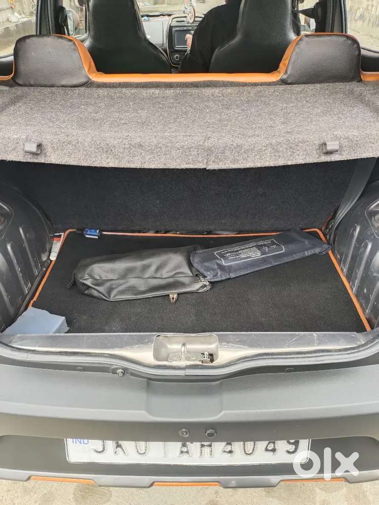 Renault Kwid 2018 Petrol Well Maintained