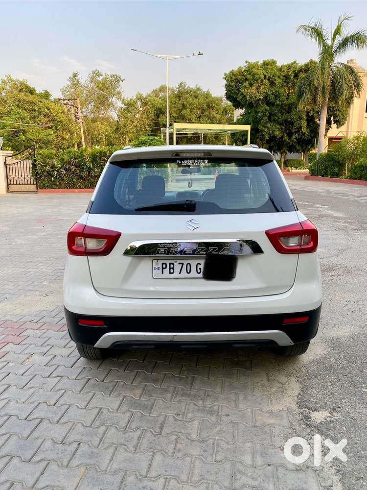 Maruti Suzuki Vitara Brezza Zxi + Mt, 2021, Petrol
