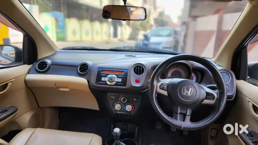 Honda Brio 2013 Petrol Well Maintained