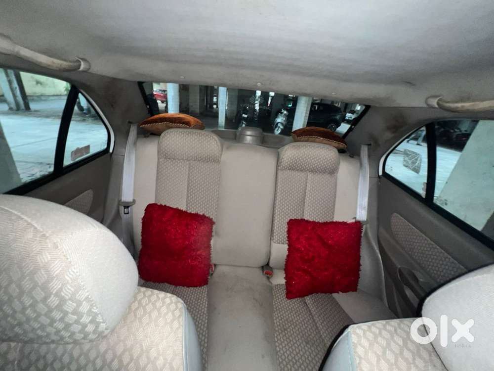 Hyundai Accent Petrol 2012