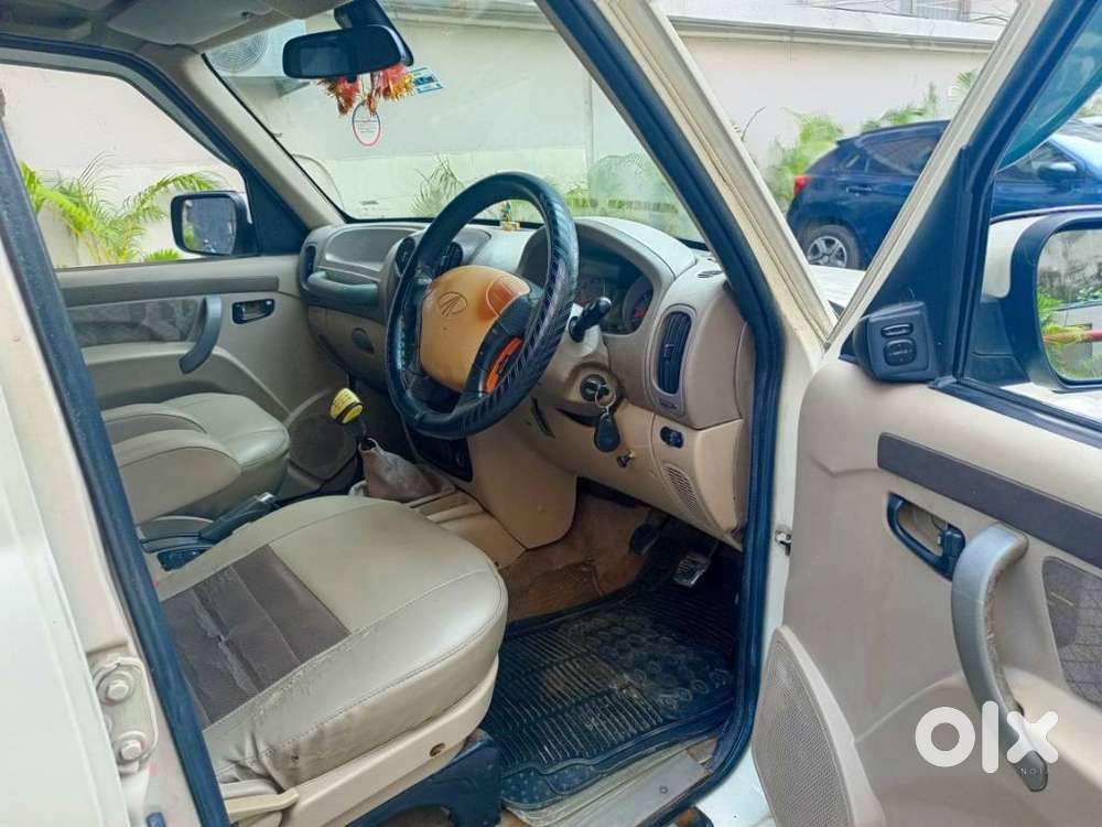 Mahindra Scorpio Vlx 2wd Bsiv, 2014, Diesel
