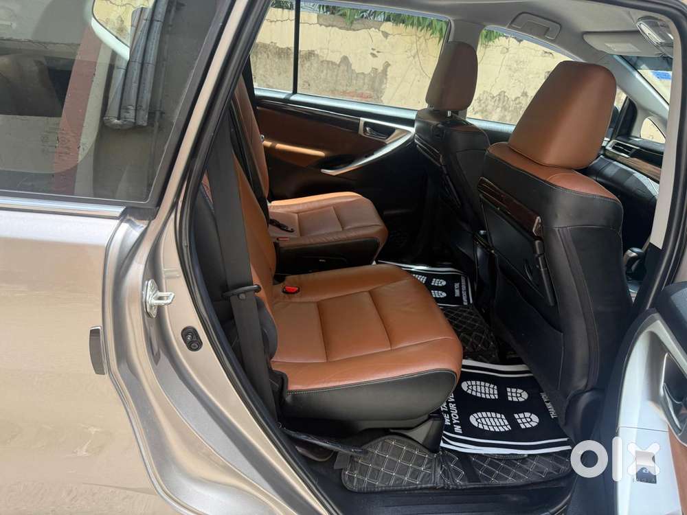 Toyota Innova Crysta [2020-ongoing] 2.7 Zx At 7 Str, 2016, Petrol