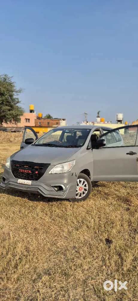 Toyota Innova 2010 Diesel 278000 Km Driven